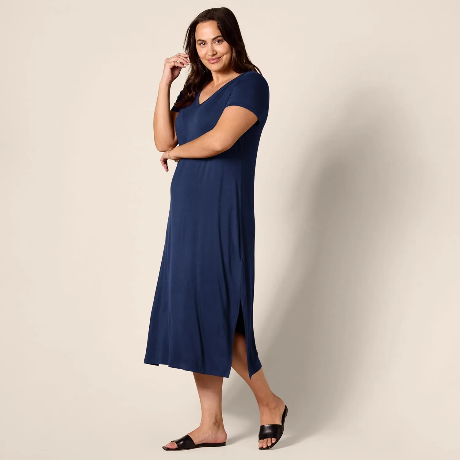 Amazon Essentials Women's Jersey V-Neck Short Sleeve Midi Length Dress