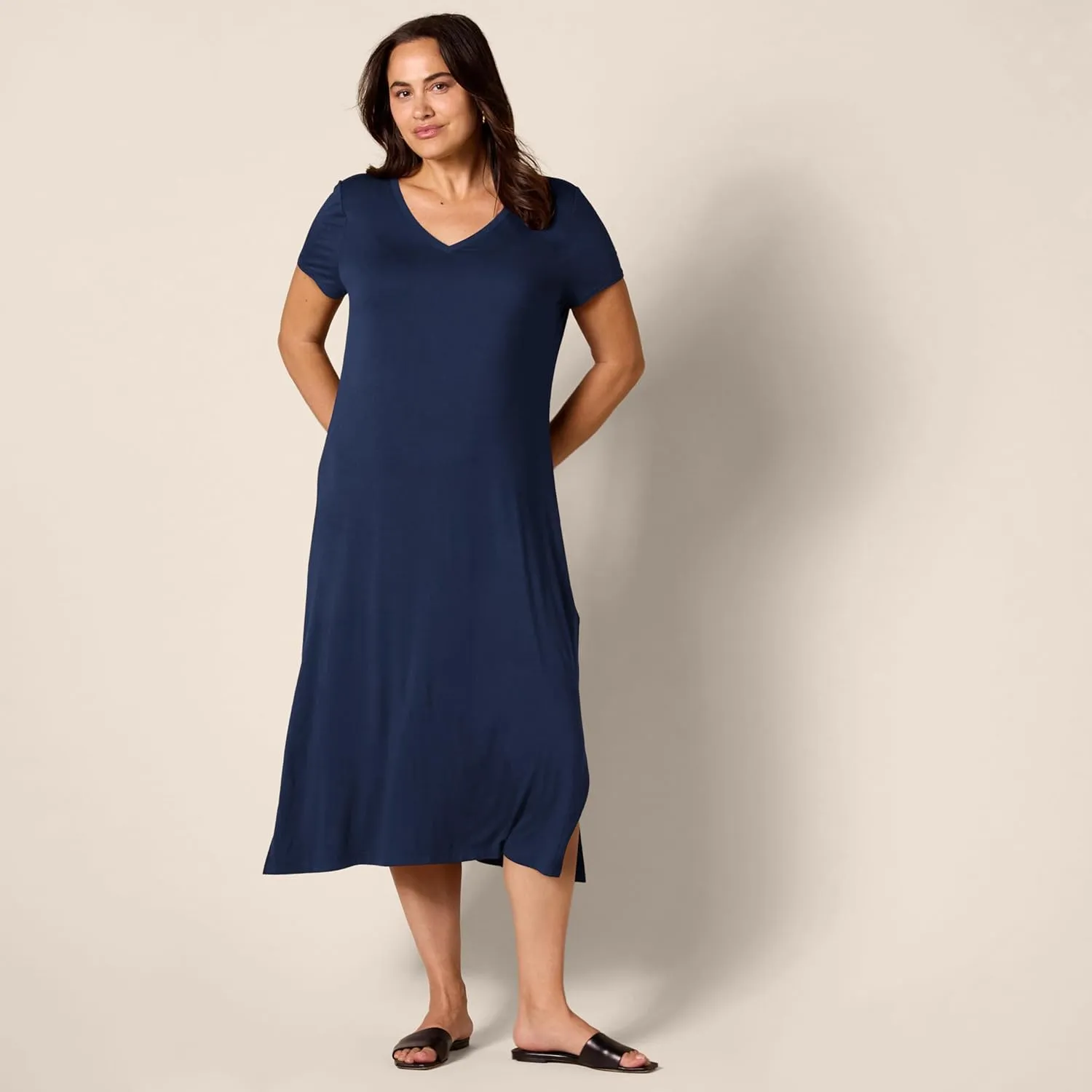 Amazon Essentials Women's Jersey V-Neck Short Sleeve Midi Length Dress