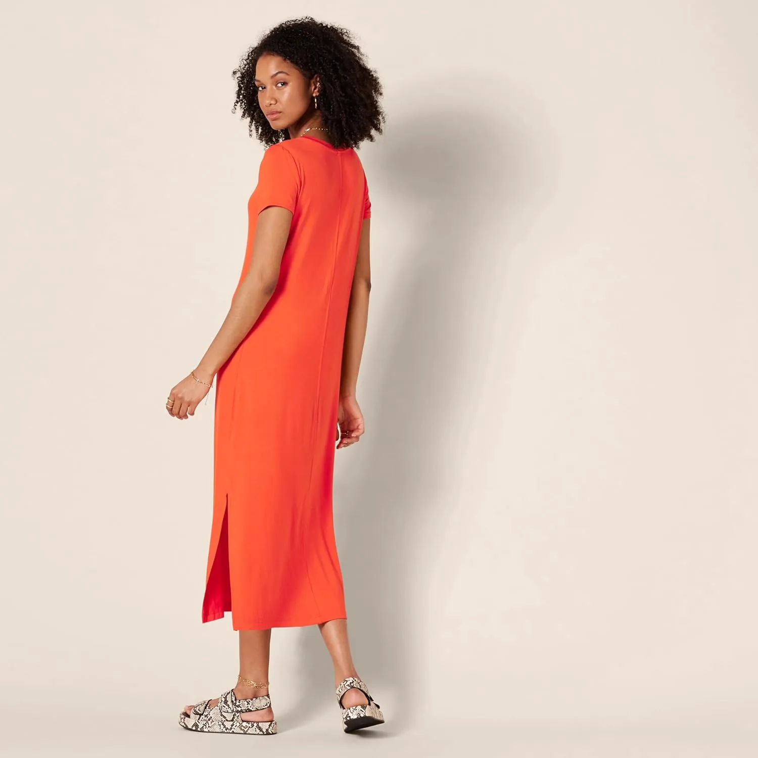 Amazon Essentials Women's Jersey V-Neck Short Sleeve Midi Length Dress
