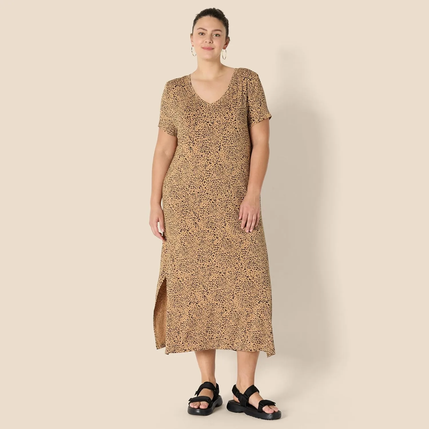 Amazon Essentials Women's Jersey V-Neck Short Sleeve Midi Length Dress