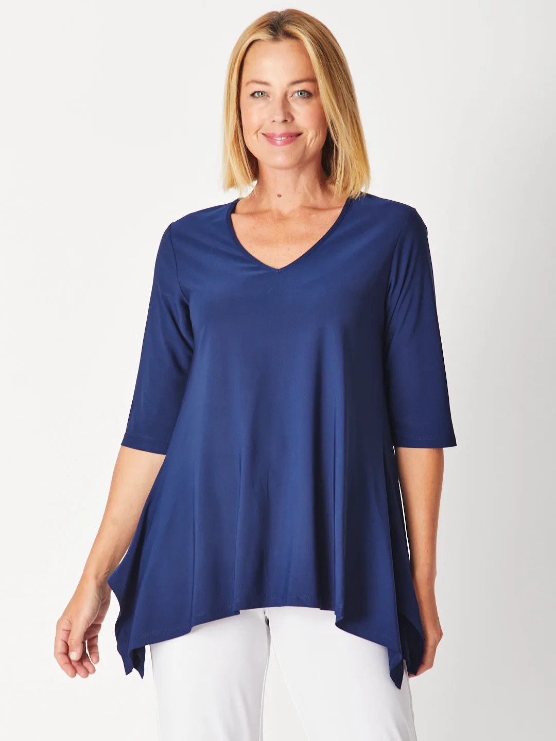 ANDREA VEE NECK MID SLV - Navy - 26355