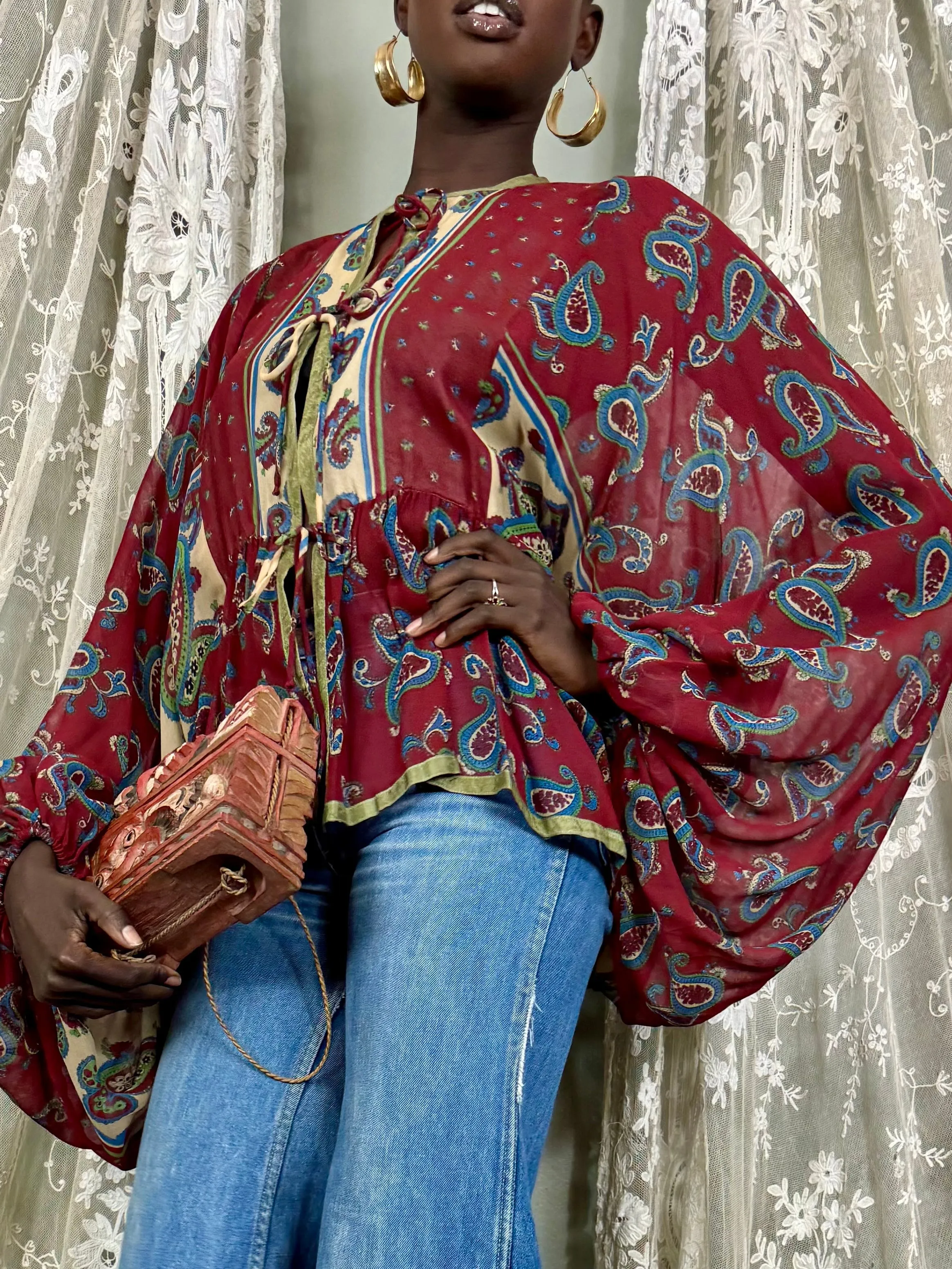 Comporta, 70s paisley front tie blouse