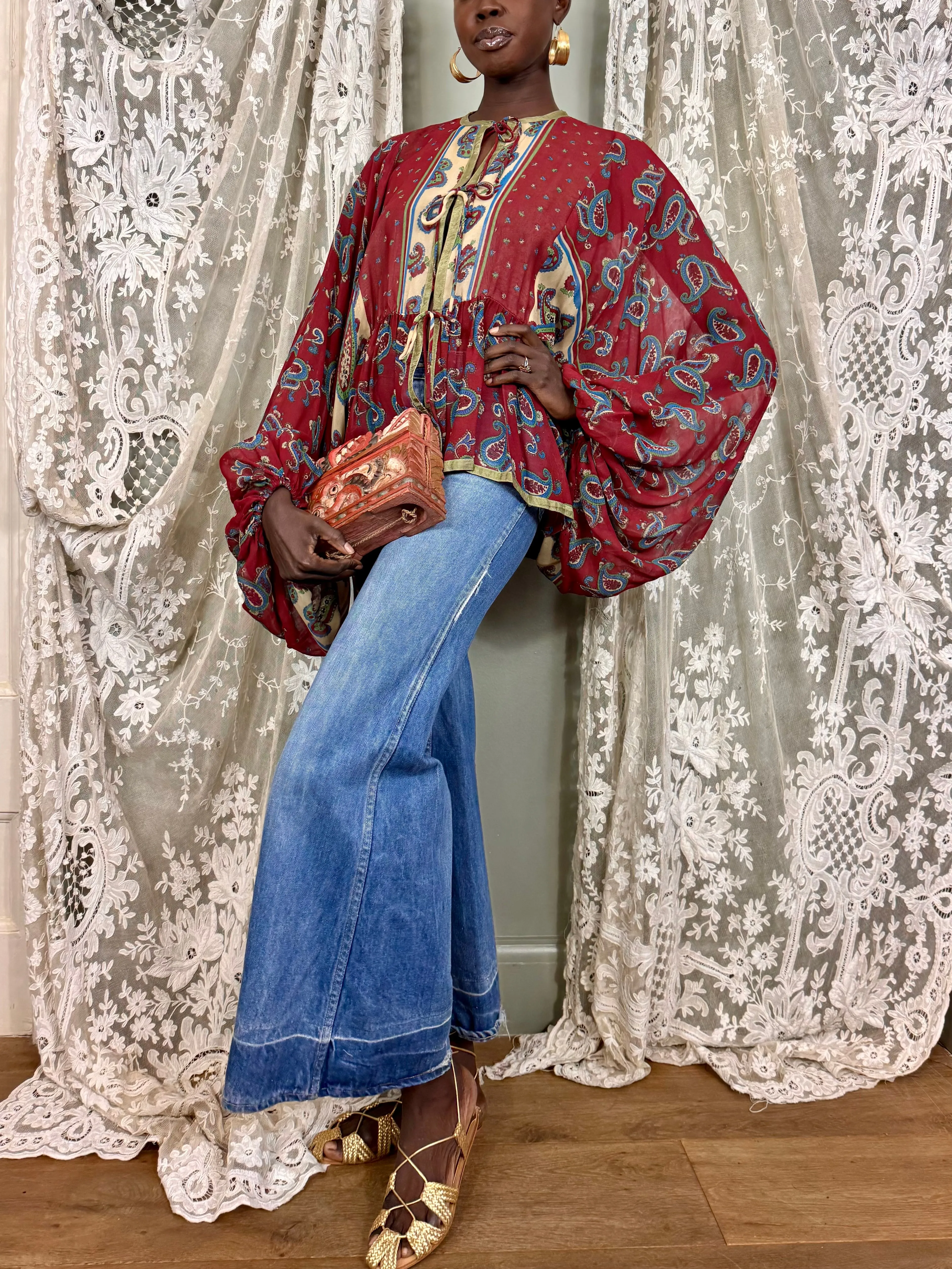 Comporta, 70s paisley front tie blouse
