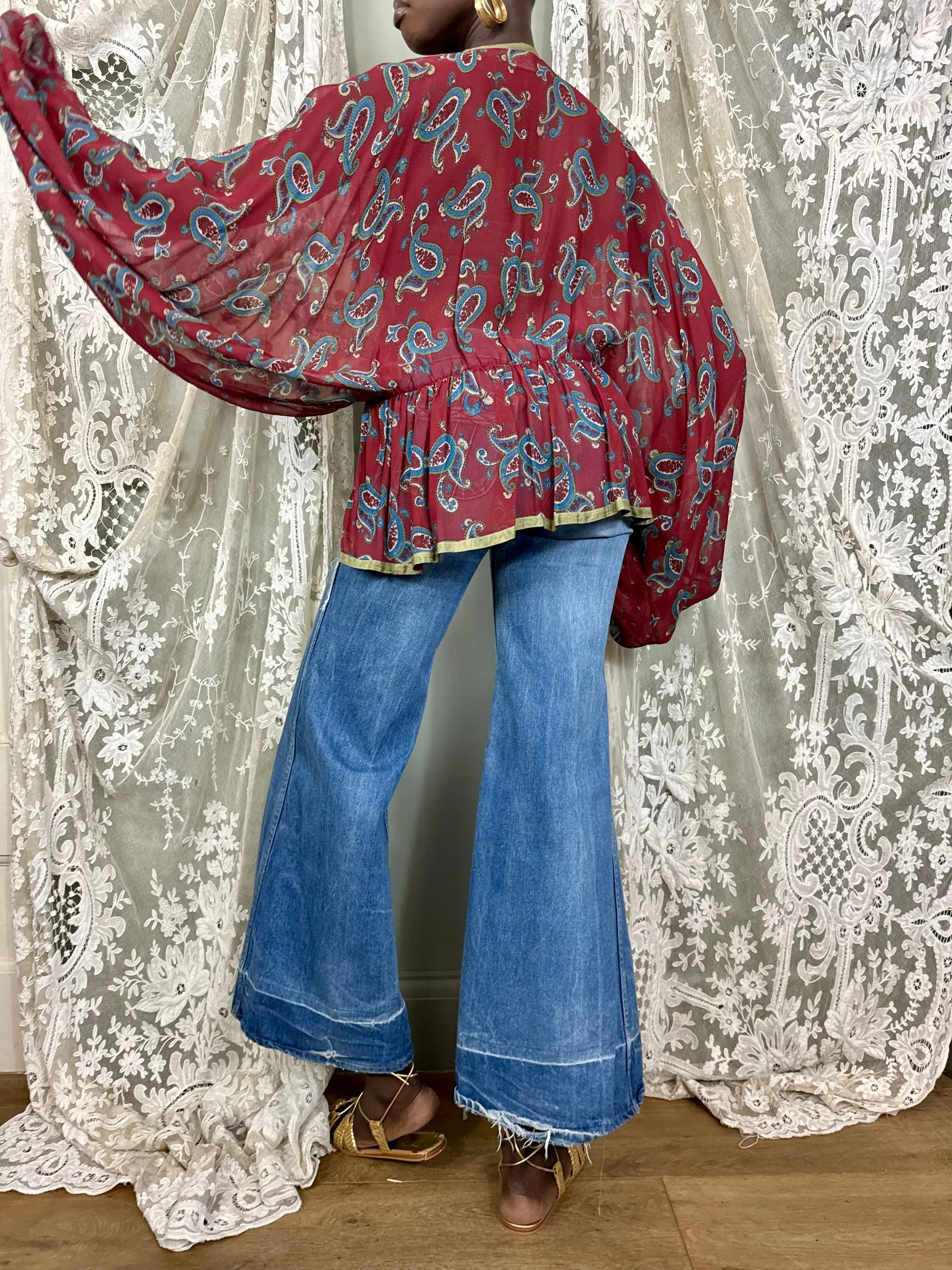 Comporta, 70s paisley front tie blouse