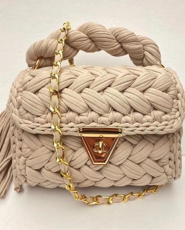 Crochet mini hand bag