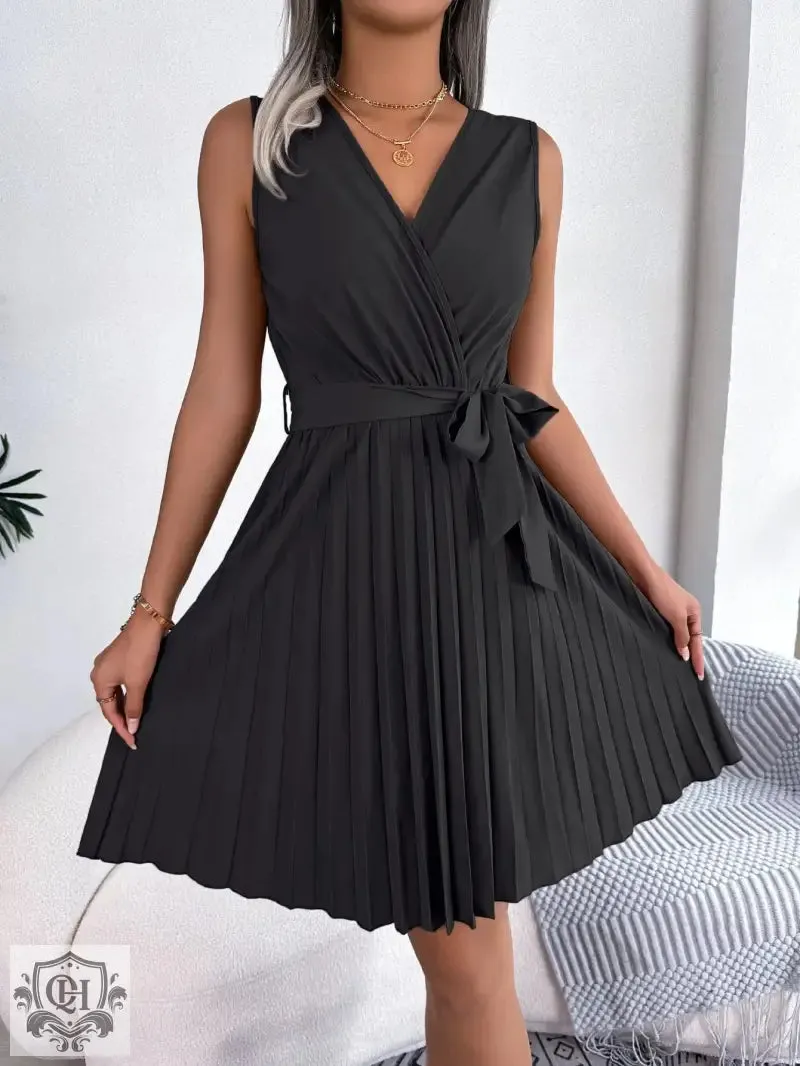 Elegant Cross V-Neck Sleeveless Pleated Dress