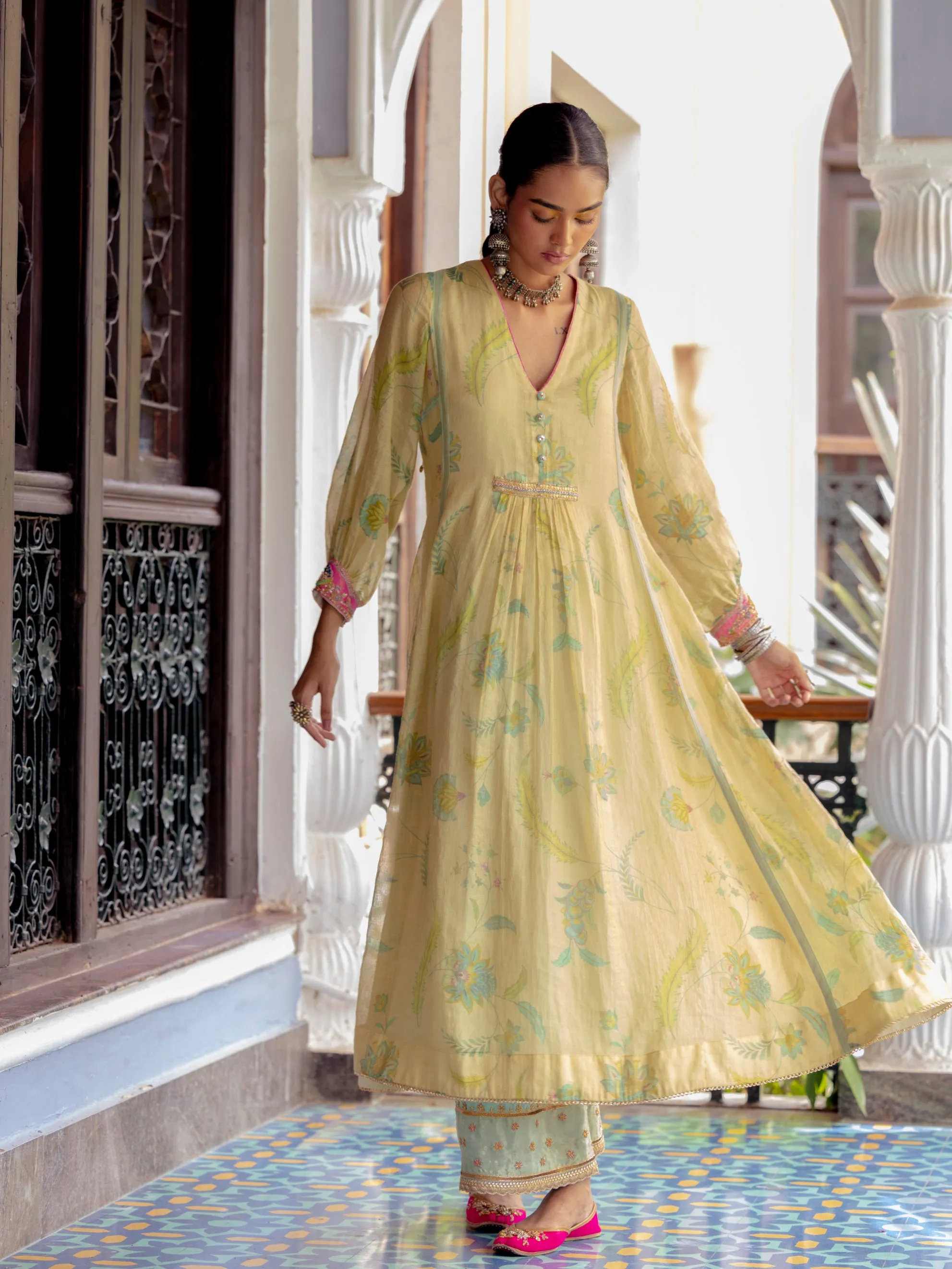 Fariba Ivory Printed Back Yoke Kurta Set