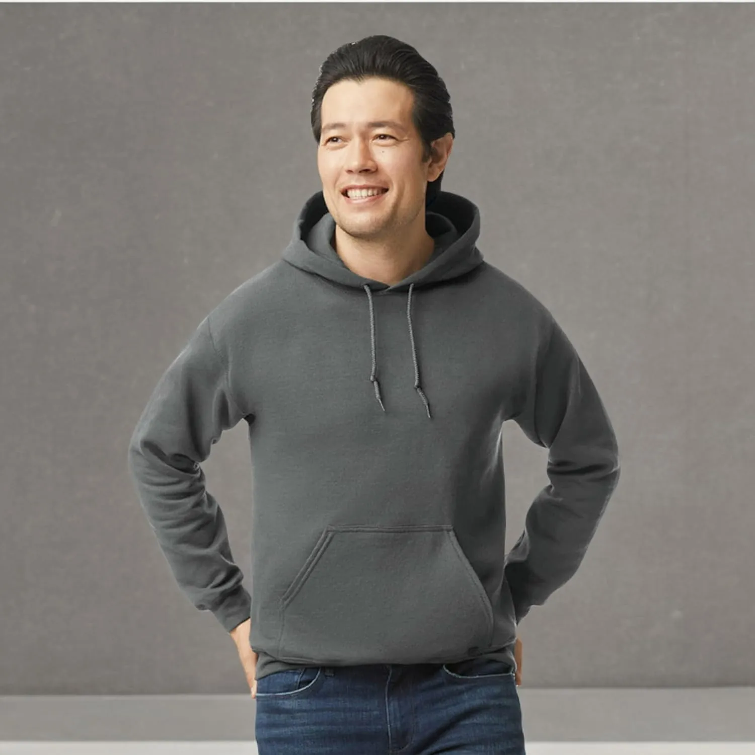 Gildan Unisex Adult Fleece Hoodie Sweatshirt, Style G18500, Multipack