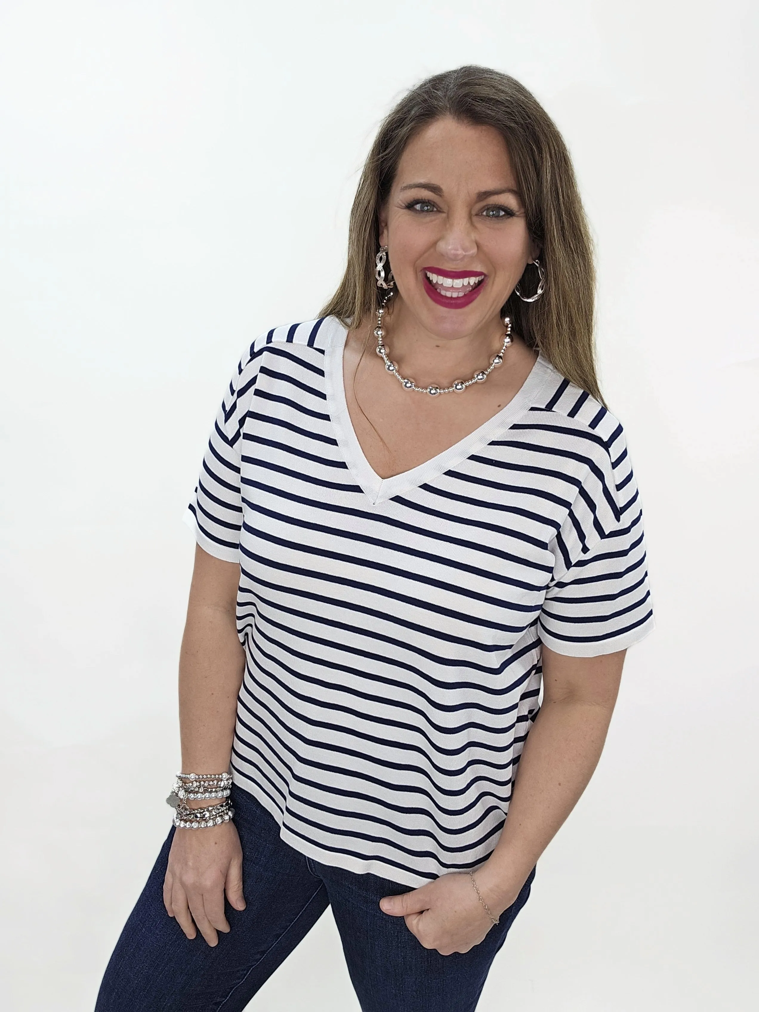 IVORY/NAVY STRIPED V NECK SHORT SLEEVE KNIT TOP