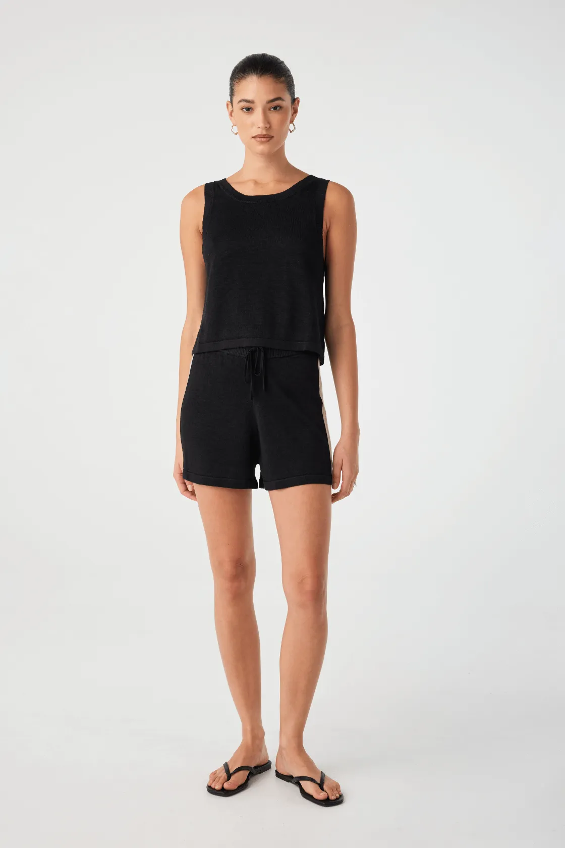 Larri Linen Short - Black & Taupe
