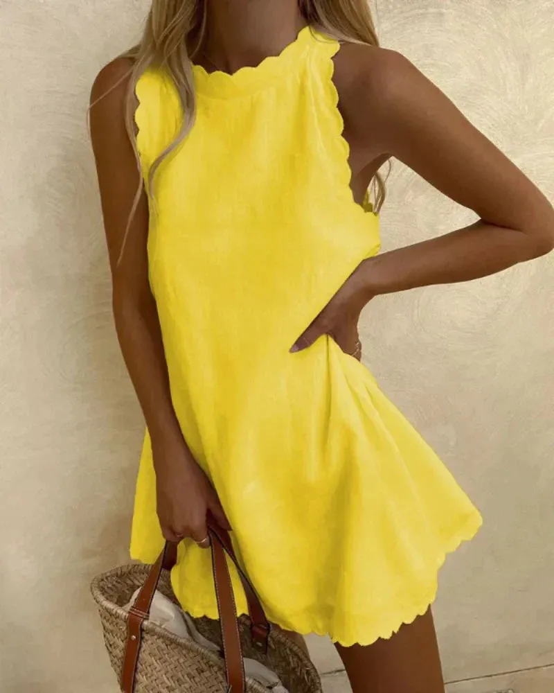 Leah - Chic Dress