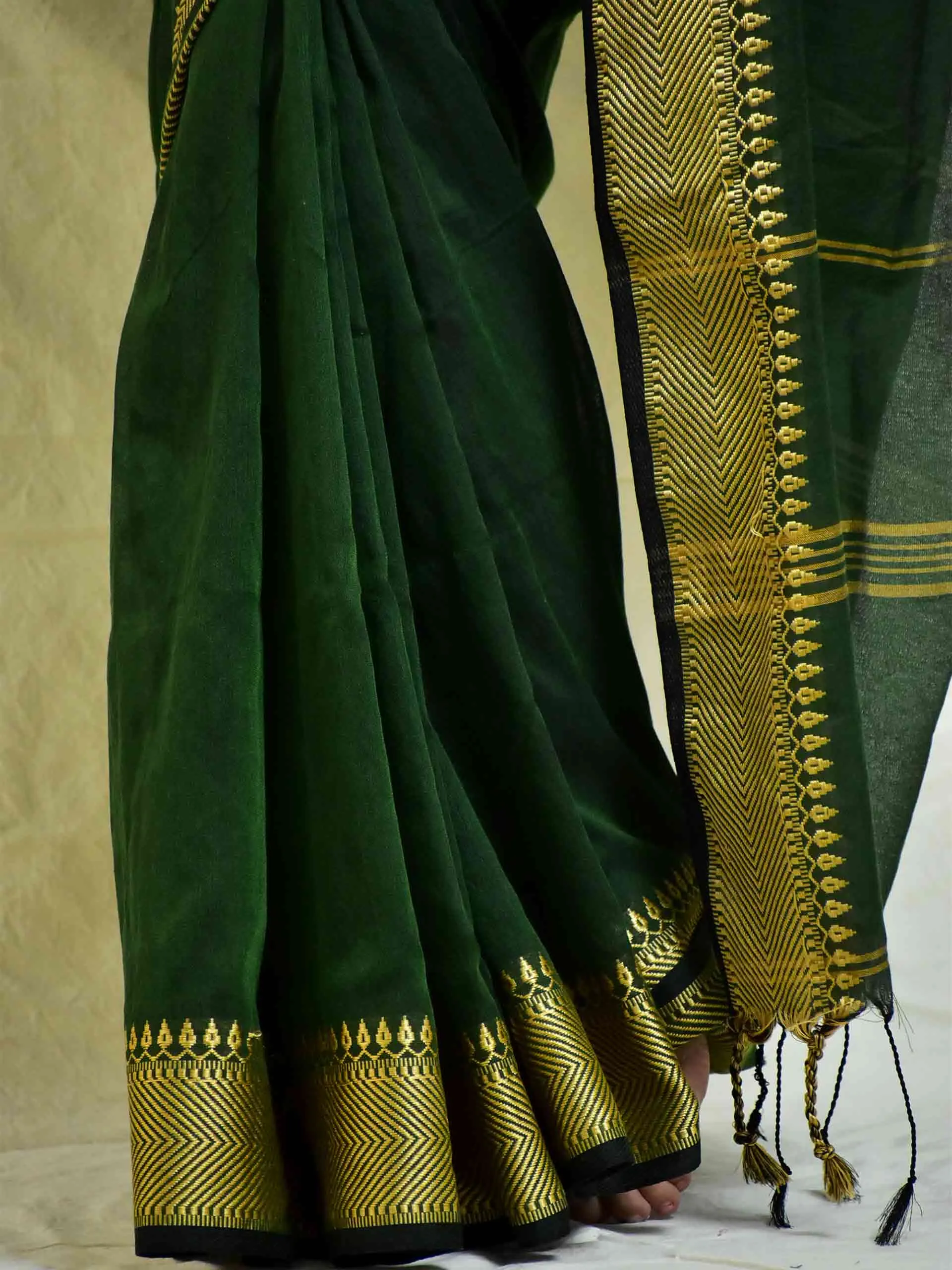 mehndi - cotton saree with woven border