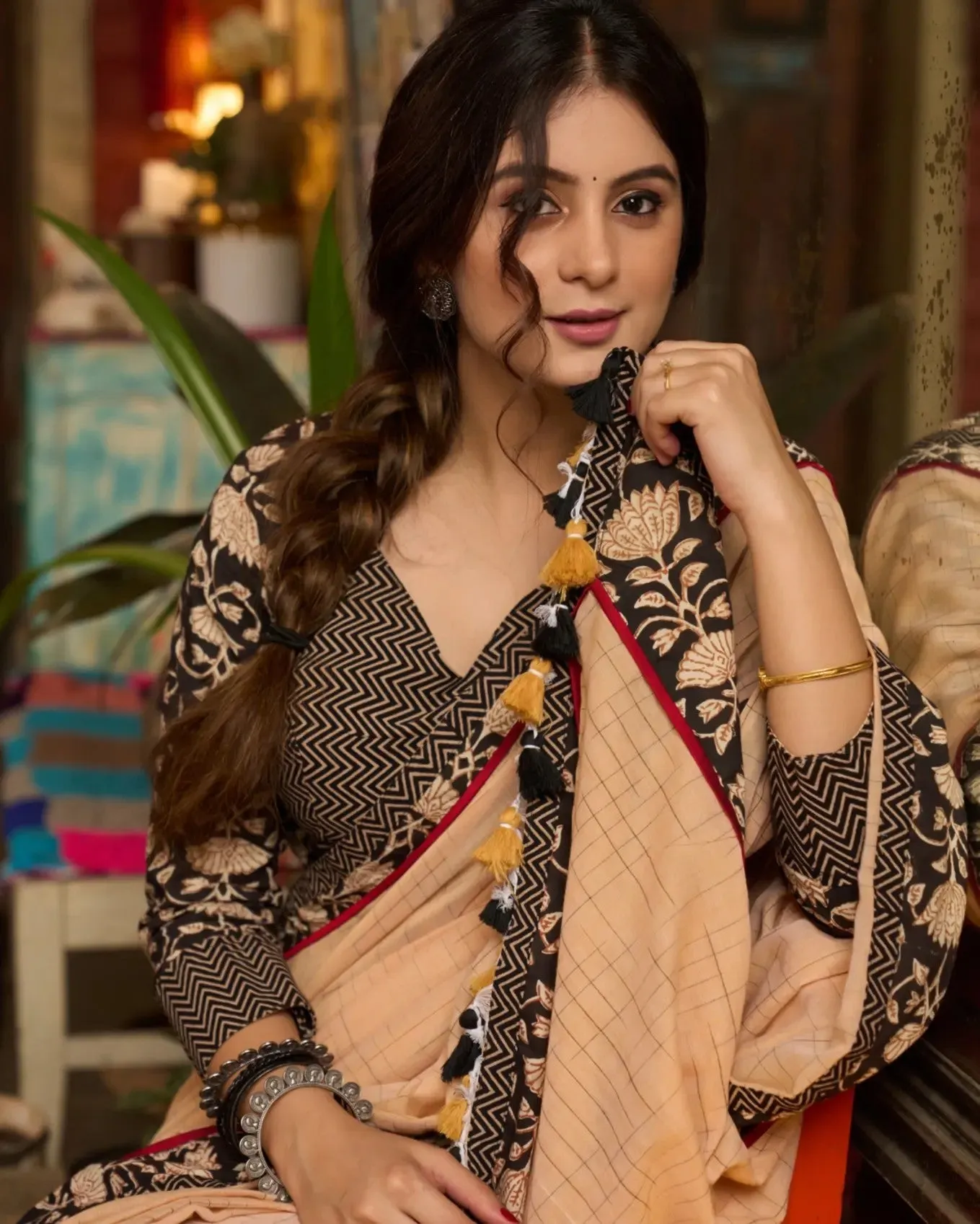PASTEL PEACH COTTON SAREE WITH FLORAL BORDER