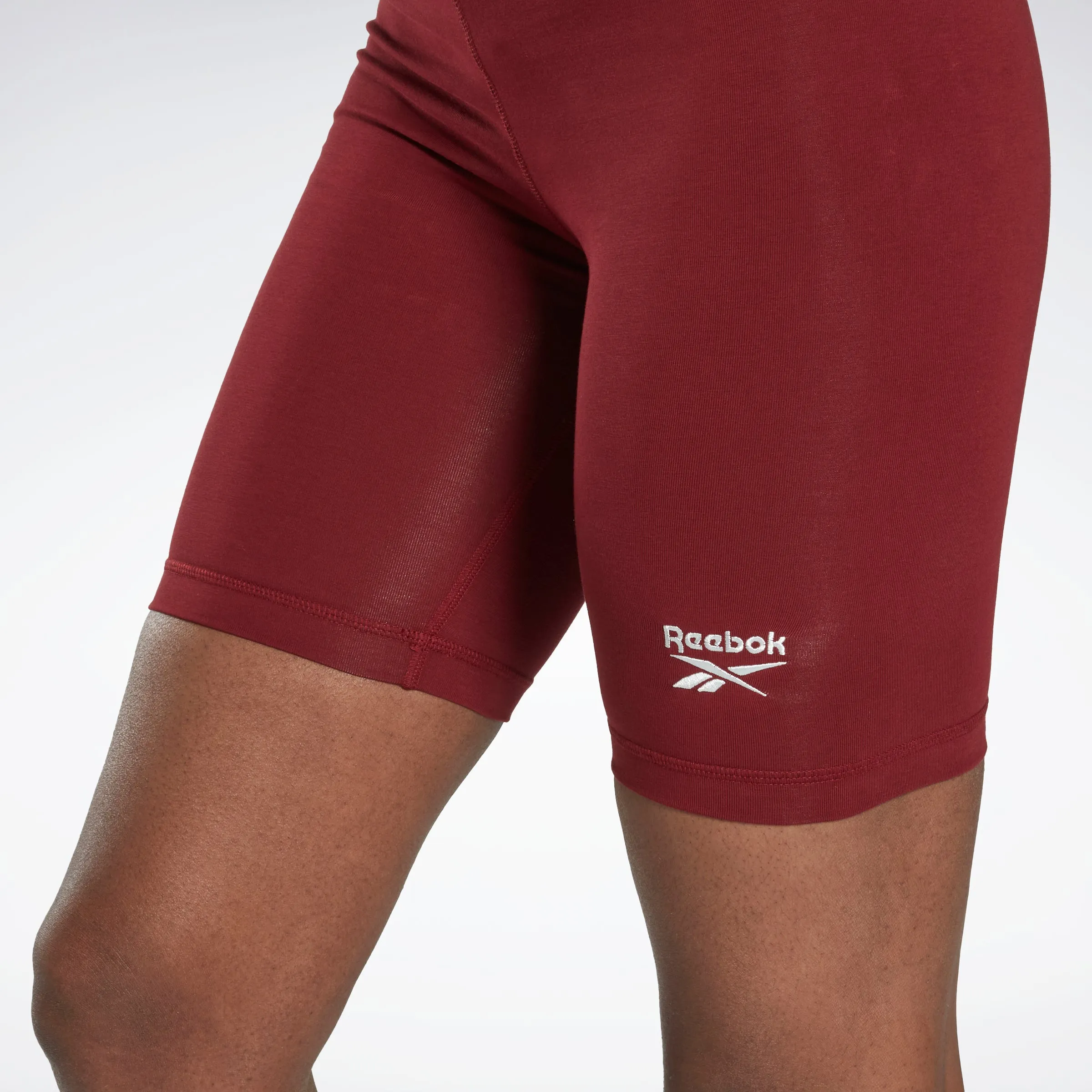 Reebok Apparel Women Reebok Identity Fitted Logo Shorts Clabur