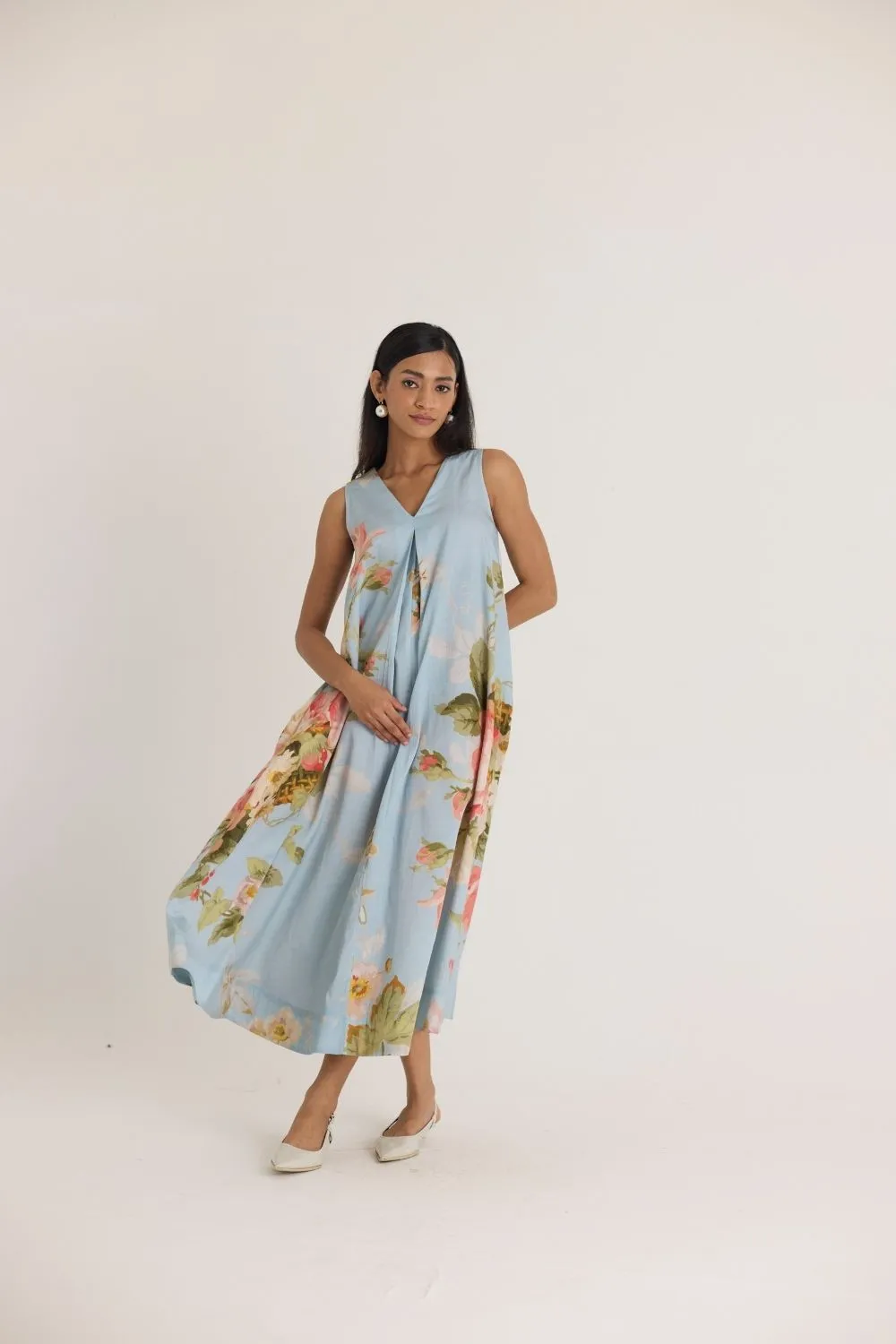 TAFFY V NECK DRESS