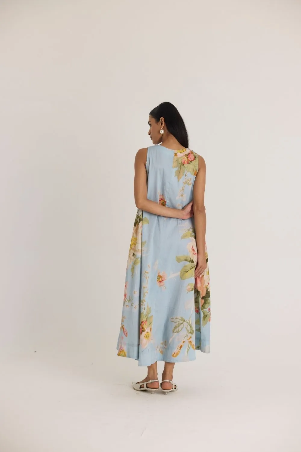 TAFFY V NECK DRESS