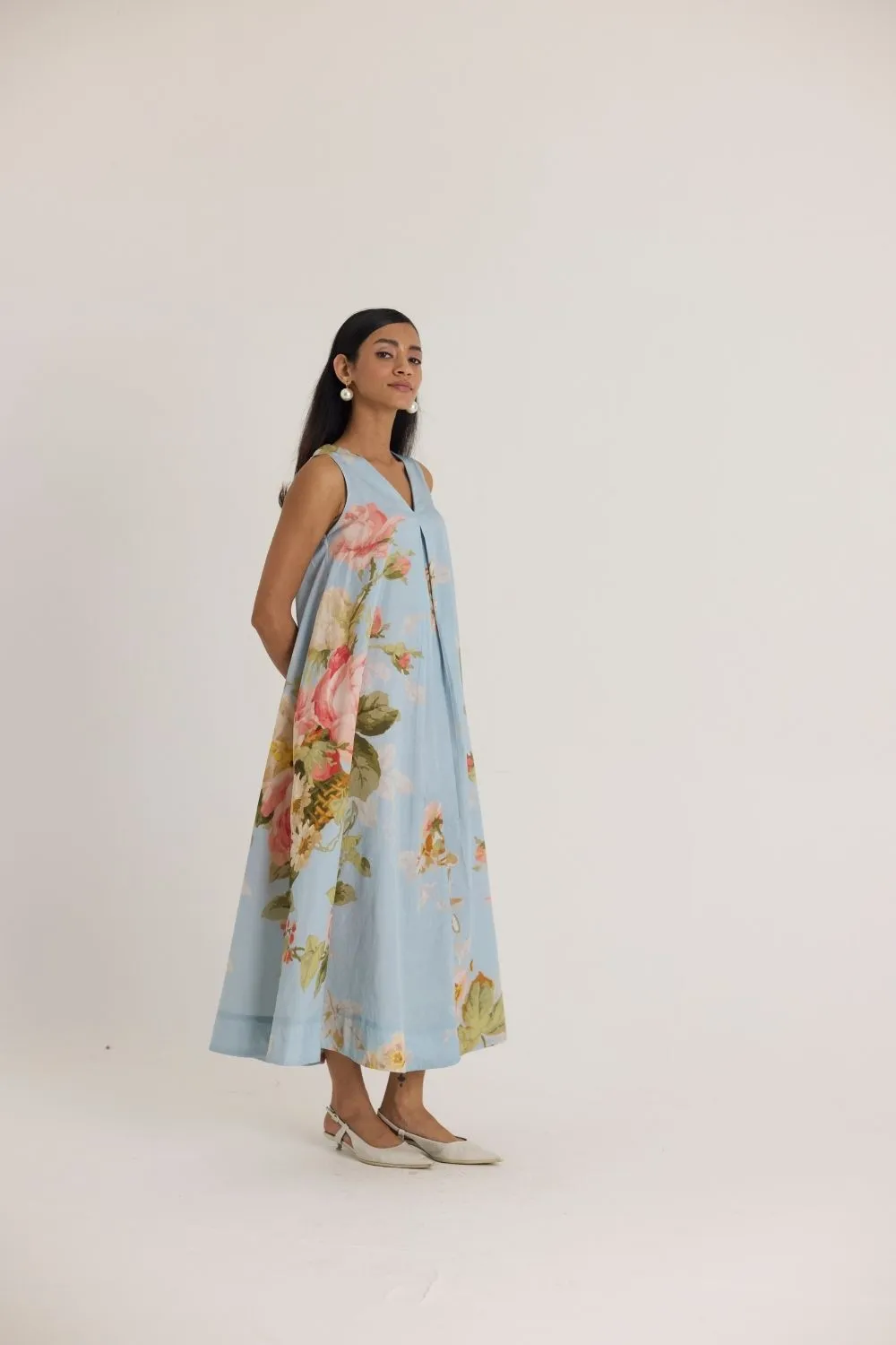 TAFFY V NECK DRESS