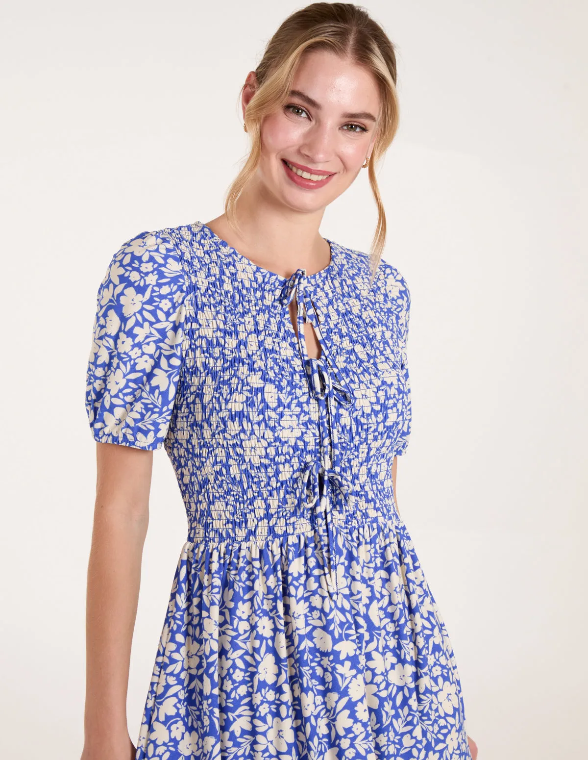 Tie Keyhole Front Puff Sleeve Dress