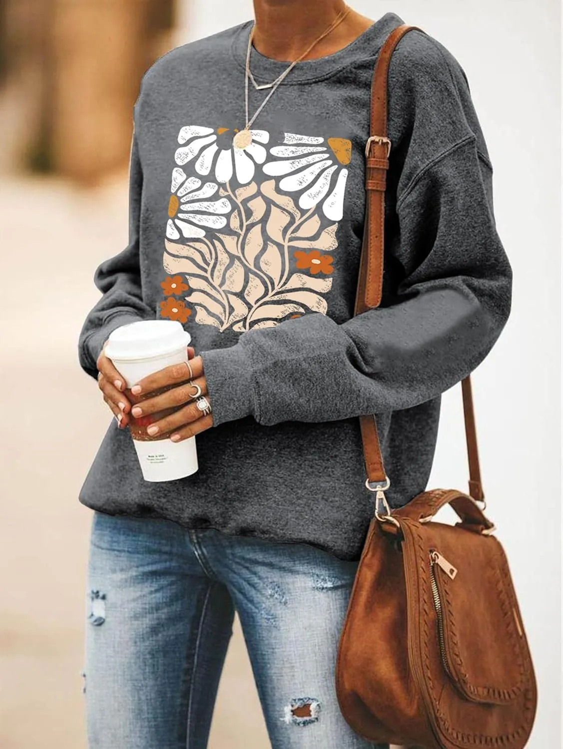Vintage Wildflowers Sweatshirt Women Mom Shirt Floral Long Sleeve Crewneck Casual Loose Autumn Pullover Tops