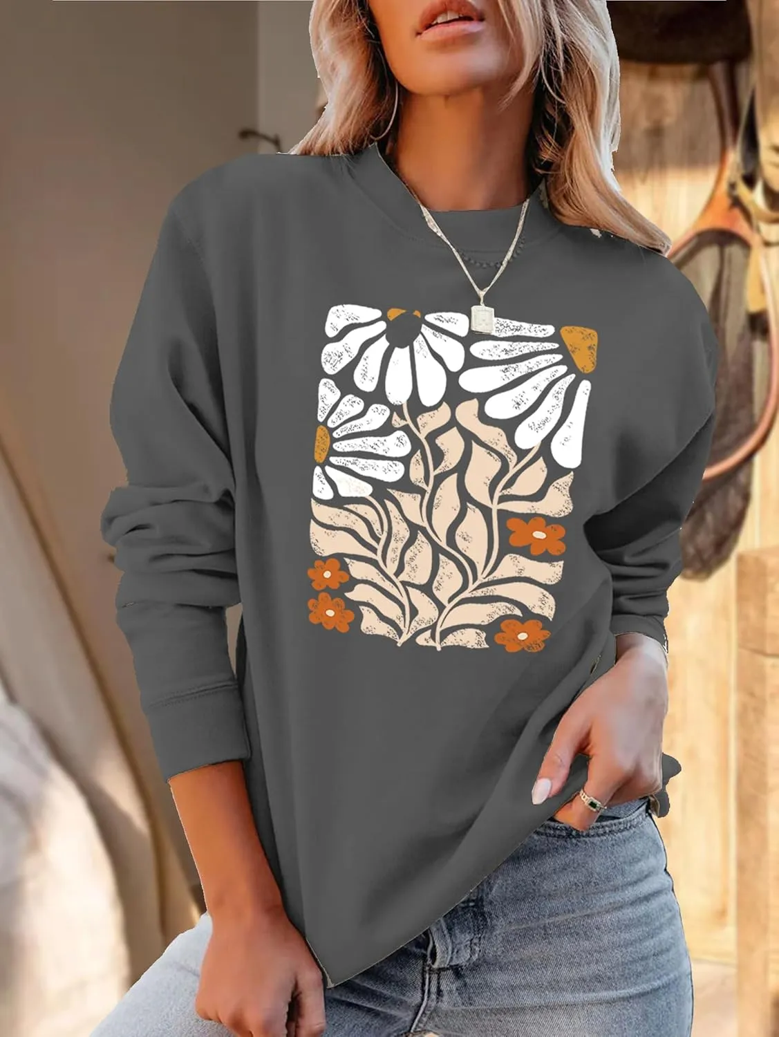 Vintage Wildflowers Sweatshirt Women Mom Shirt Floral Long Sleeve Crewneck Casual Loose Autumn Pullover Tops