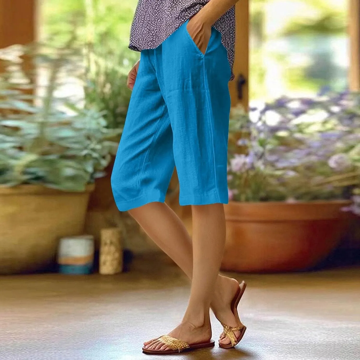 Womens Summer Cotton Linen Pants Casual Knee Length Capri Trousers Loose Beach Bermuda Shorts with Pockets